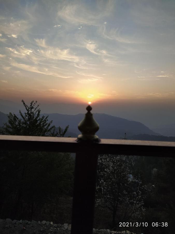 Mangalmurti Himalyan Homestay Hawalbagh Kültér fotó