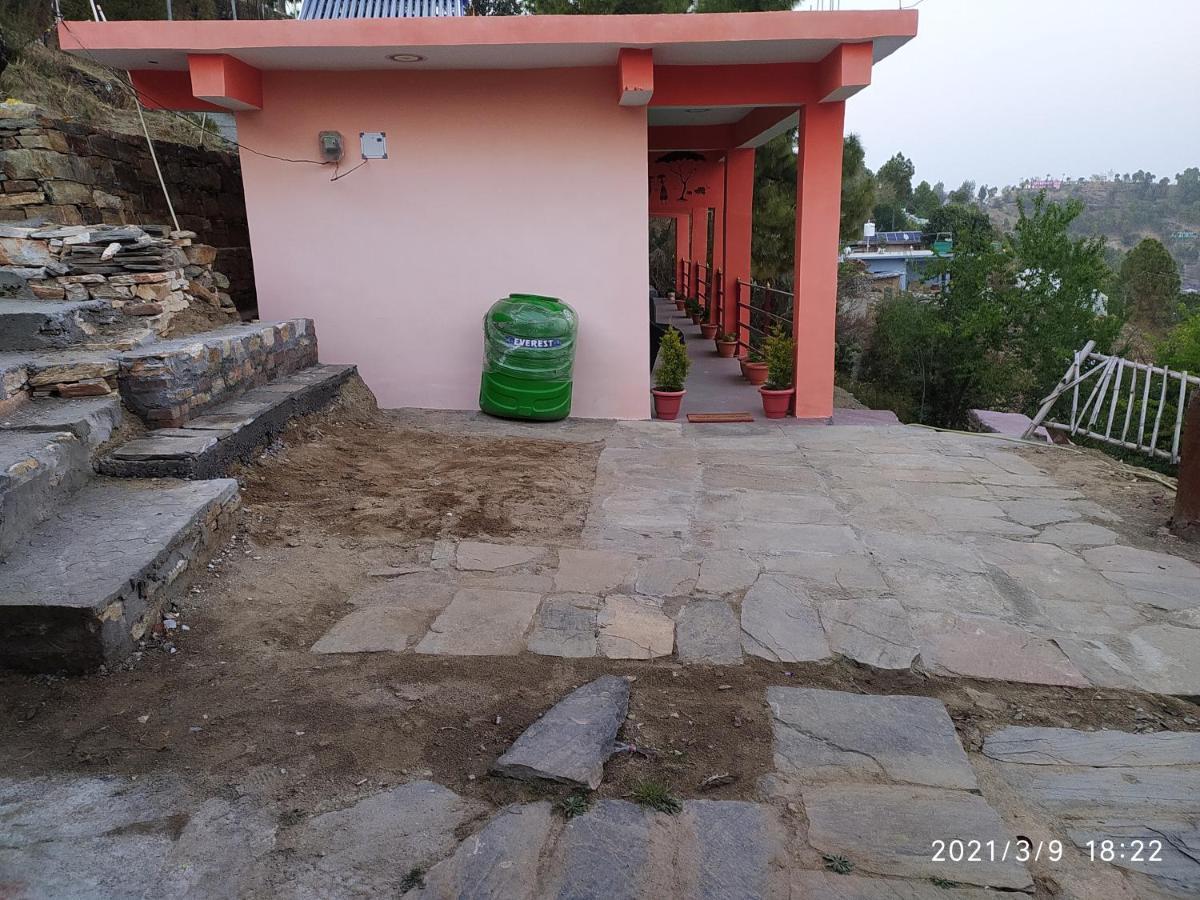 Mangalmurti Himalyan Homestay Hawalbagh Kültér fotó